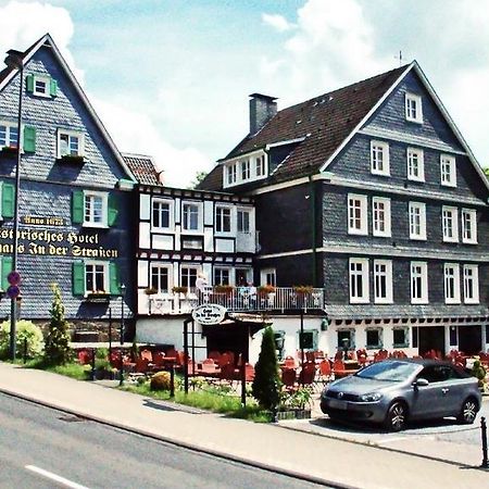 Hotel In Der Strassen โซลิงเงน ภายนอก รูปภาพ