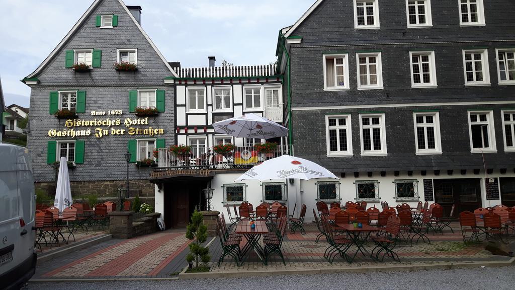 Hotel In Der Strassen โซลิงเงน ภายนอก รูปภาพ